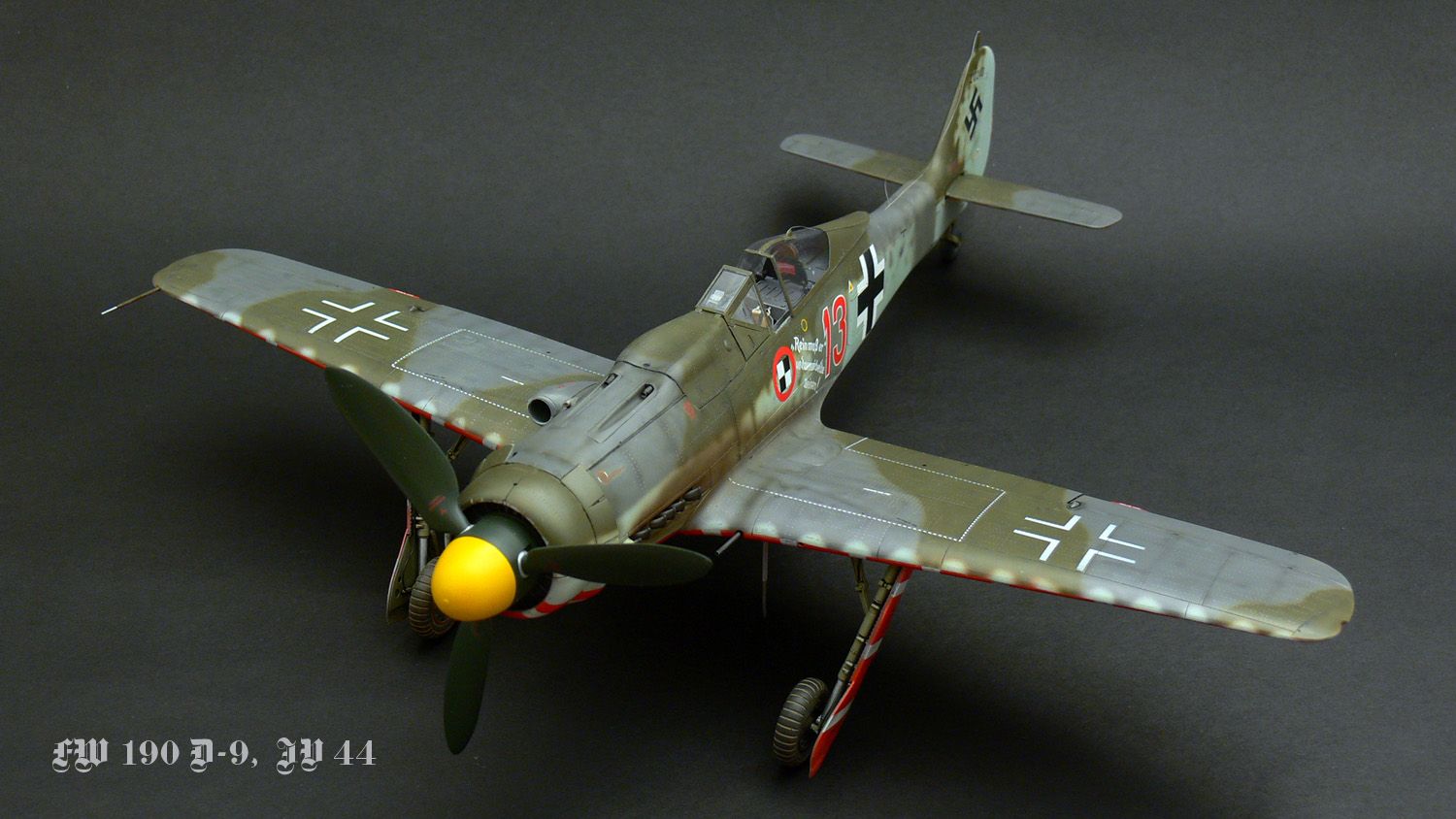 21st Century Toys FW190D-9 JV44 オウム中隊